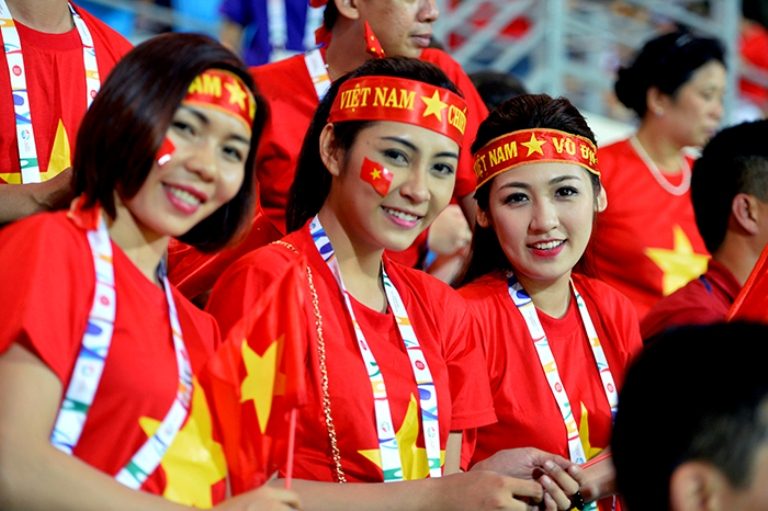 Băng rôn đeo đầu