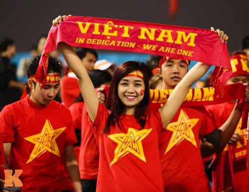 Băng rôn đội đầu