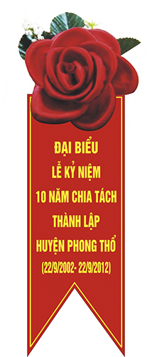 Hoa cài áo đám cưới