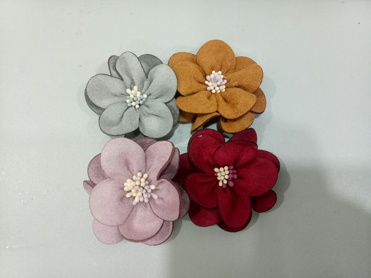 Hoa cài áo giá rẻ